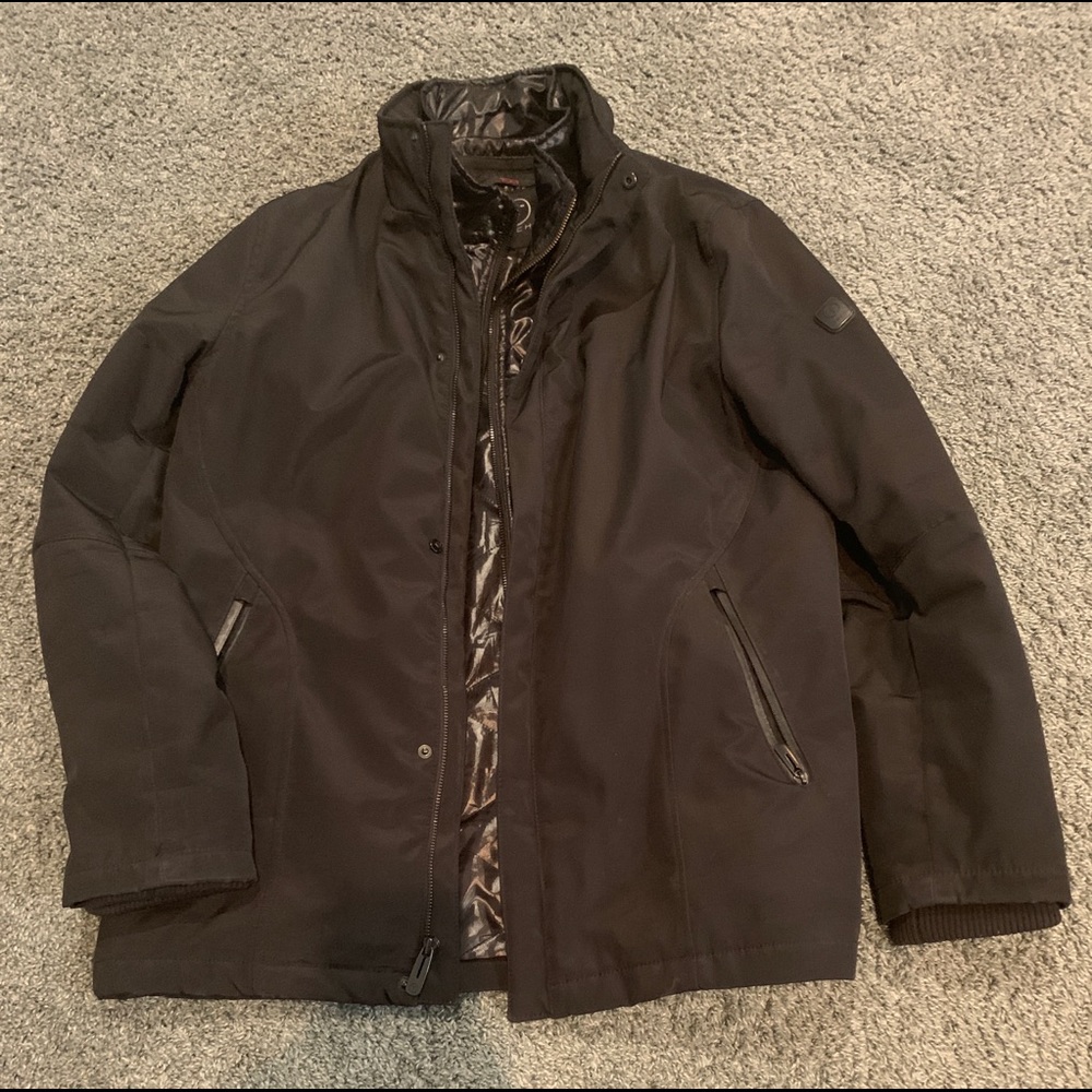 TUMI padded winter jacket - size M